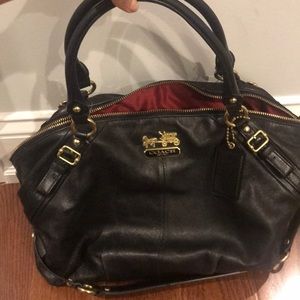 Authentic Coach satchel. Good condition.